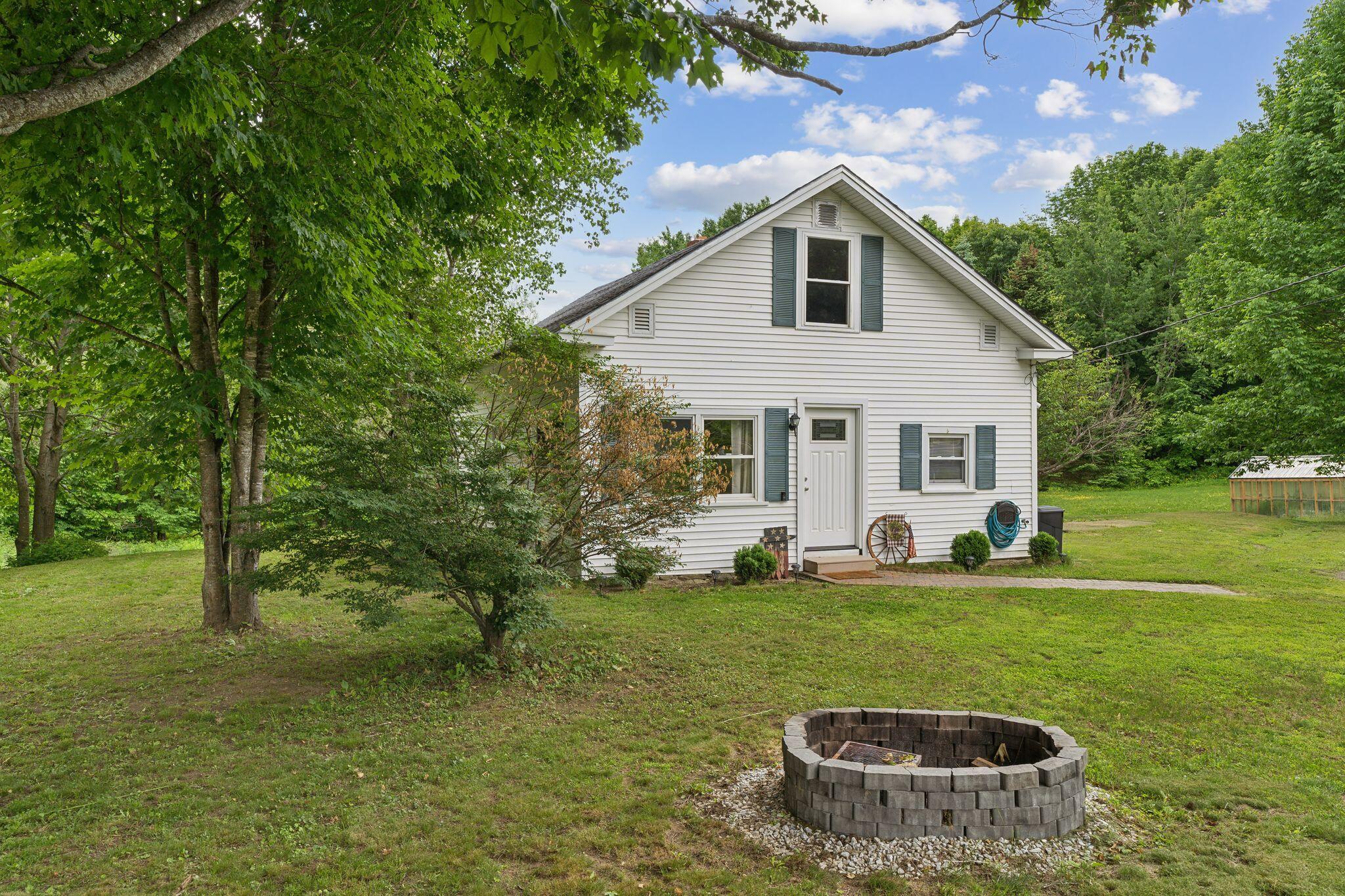 92 Norway Center Road Norway, ME 04268 - Photo 3 of 31 3_DSC01472