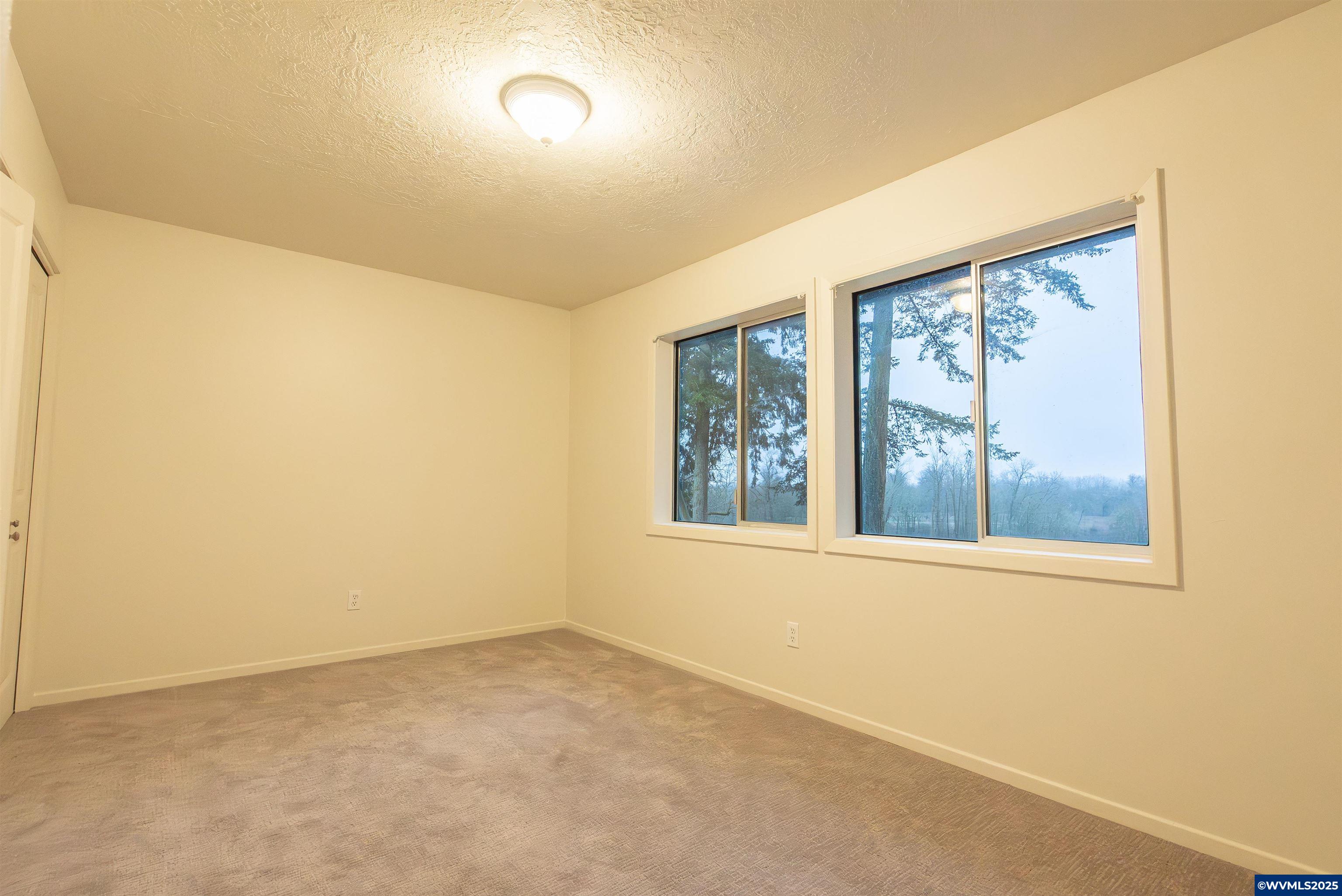 24925 Wallace Road Northwest Salem, OR 97304 - Photo 22 of 33 Gallery Image 22