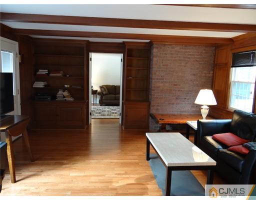 10 Southfield Road Edison, NJ 08820 - Photo 5 of 14