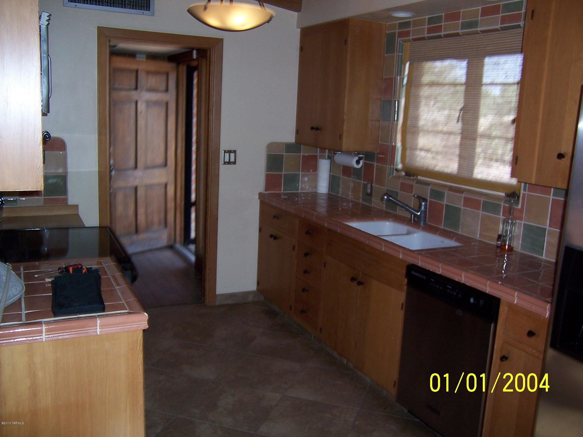2215 East Kleindale Road Tucson, AZ 85719 - Photo 9 of 11