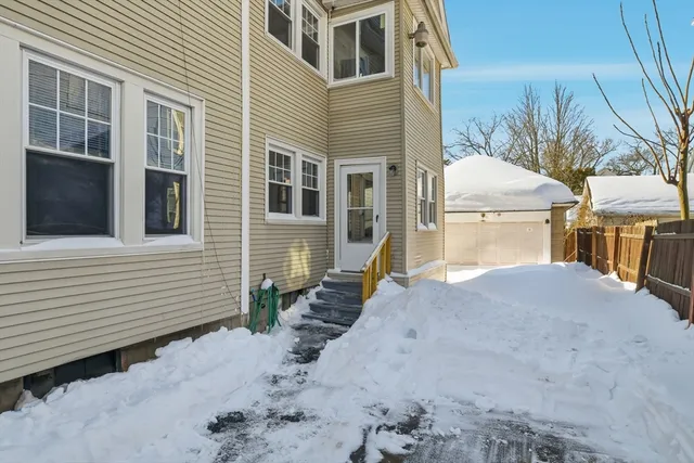 $449,900 | 134-136 Woodlawn Street, Springfield, MA 01108