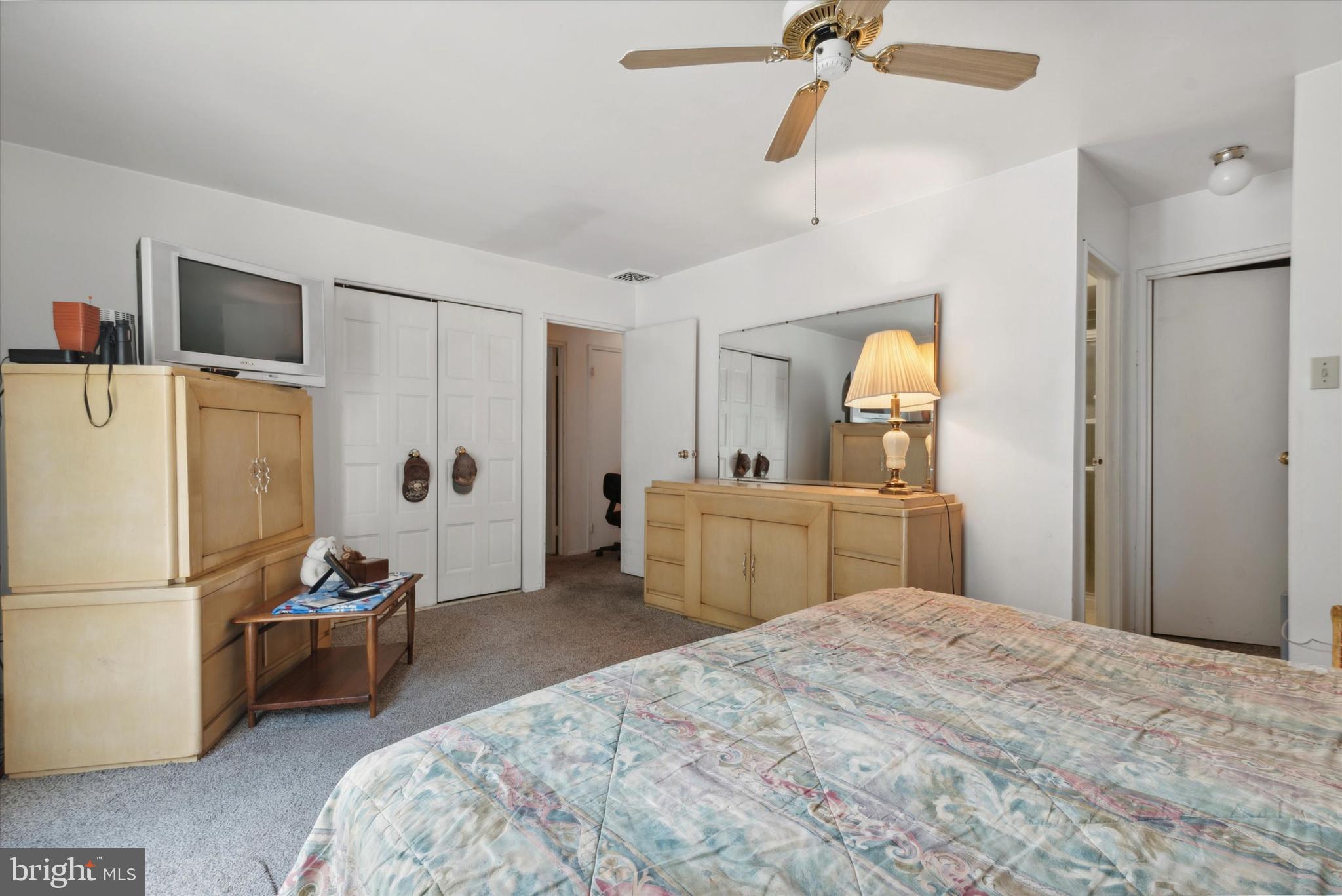 14 Cavendish Drive Ambler, PA 19002 - Photo 18 of 25 Primary bedroom with en-suite bathroom