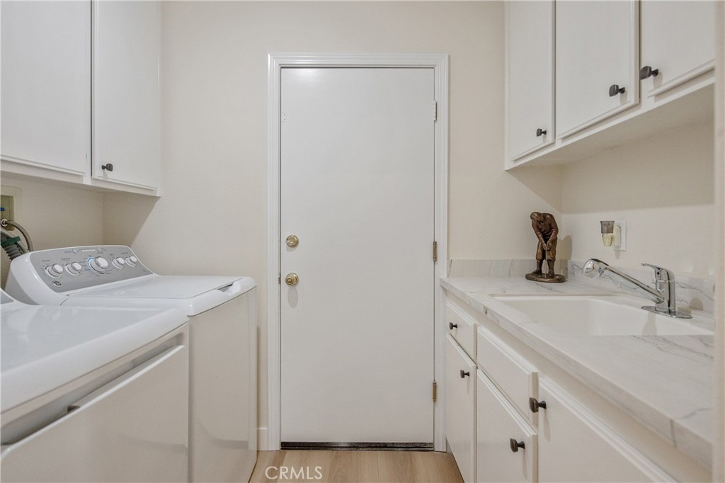 25654 Shaw Place Stevenson Ranch, CA 91381 - Photo 26 of 75