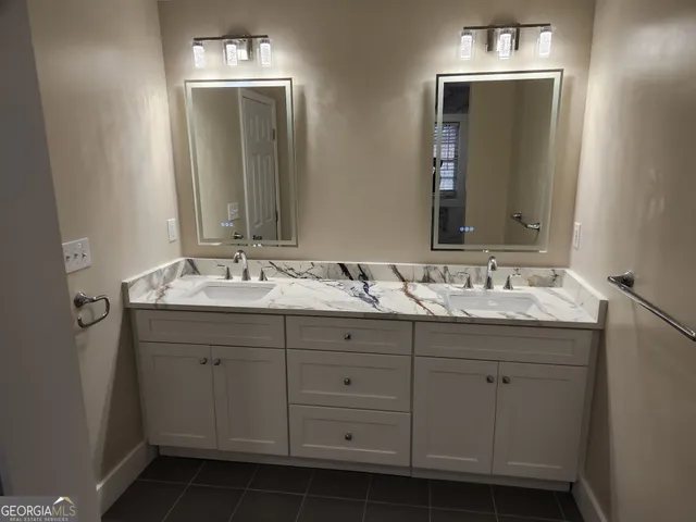 $2,650 | 5170 Lost Dutchman Drive, Lithonia, GA 30038