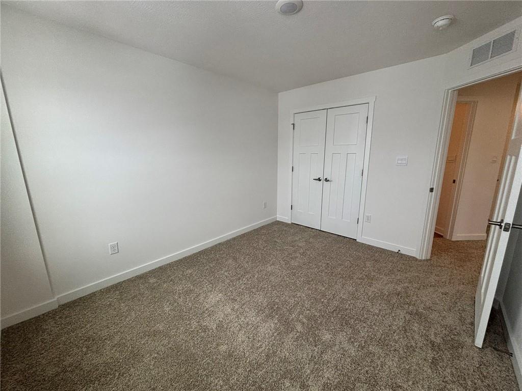 176 Lockheed Drive Coraopolis, PA 15108 - Photo 14 of 21 a view of room