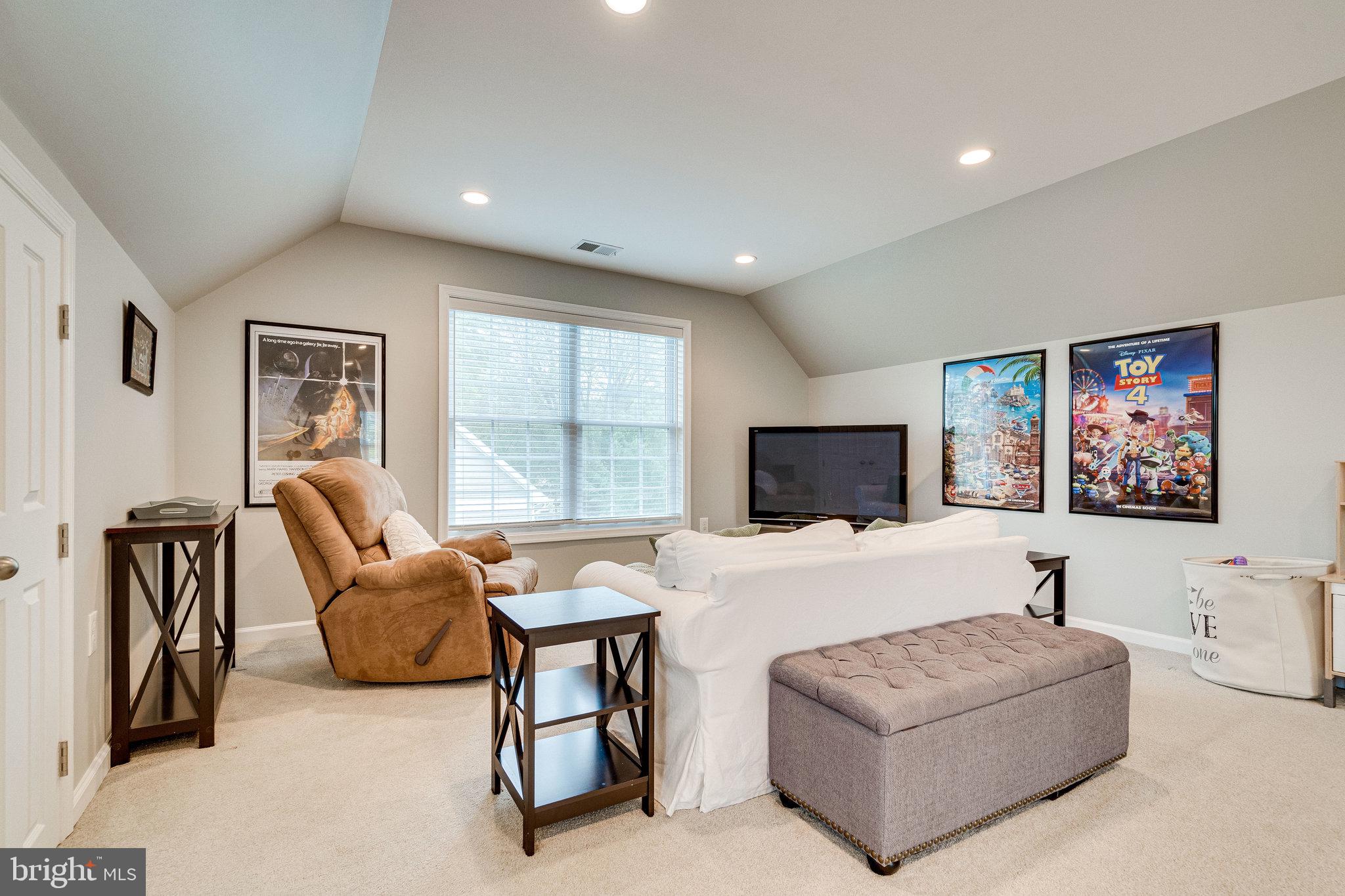 1750 Anderson Road Falls Church, VA 22043 - Photo 28 of 99 Large 3rd Floor Play Room w/Big Windows!