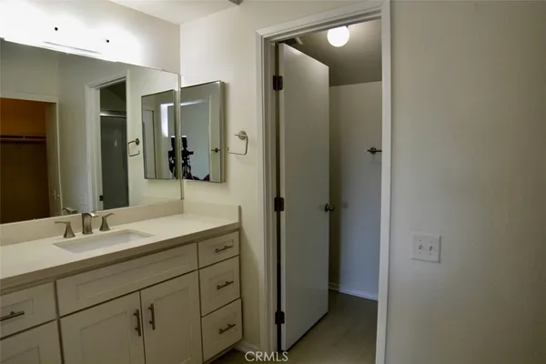 $4,850 | 18 Gold Bluff, Irvine, CA 92604