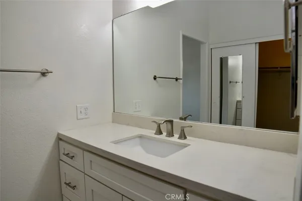 $4,850 | 18 Gold Bluff, Irvine, CA 92604