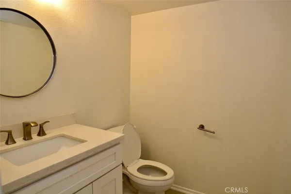 $4,850 | 18 Gold Bluff, Irvine, CA 92604