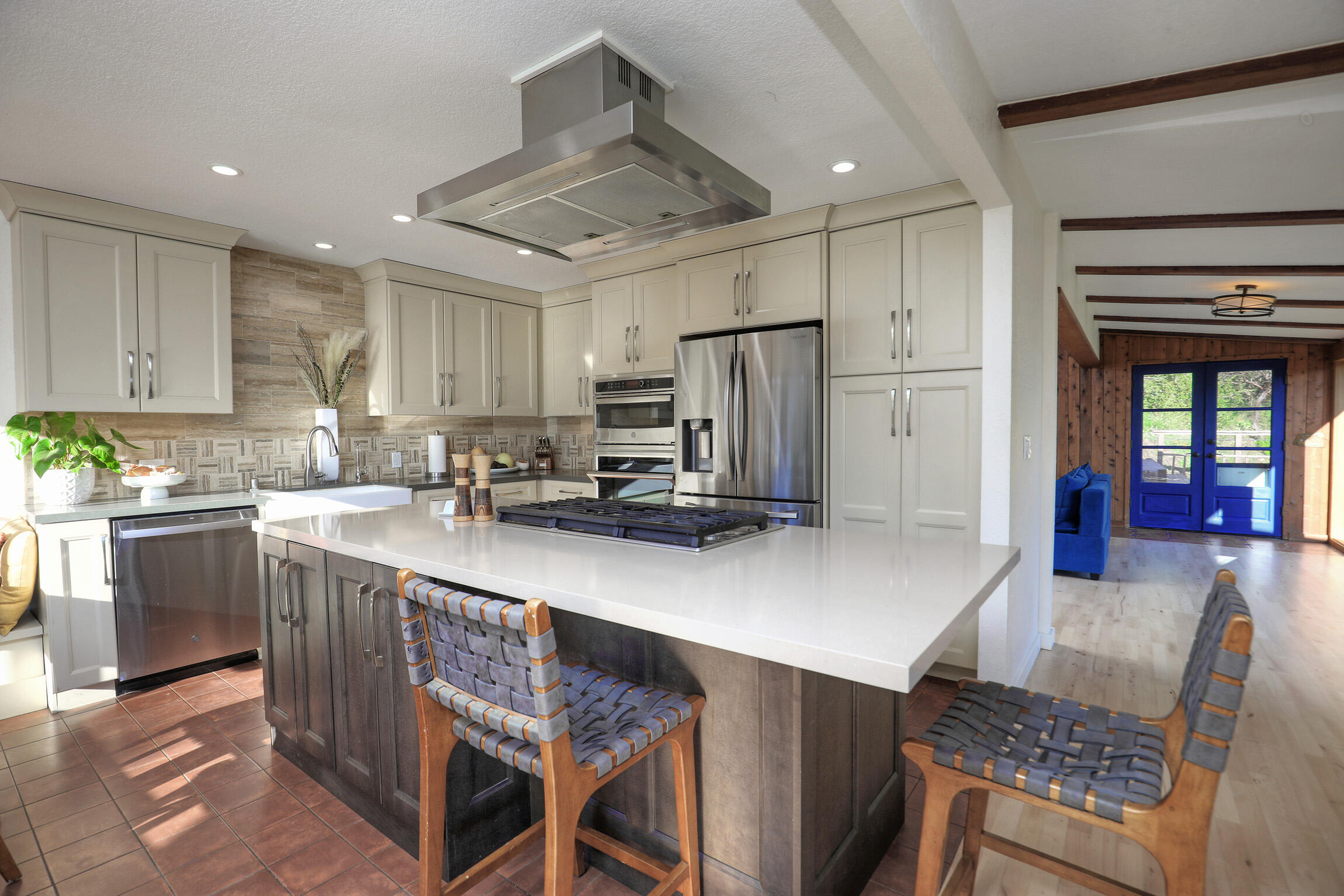 2924 San Marcos Pass Road Santa Barbara, CA 93105 - Photo 2 of 47 Kitchen