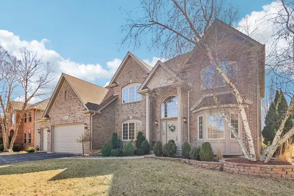$639,900 | 143 Pineridge Drive South, Oswego, IL 60543