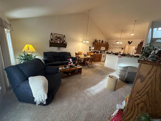 $250,000 | 2308 Crestview Drive, Torrington, WY 82240