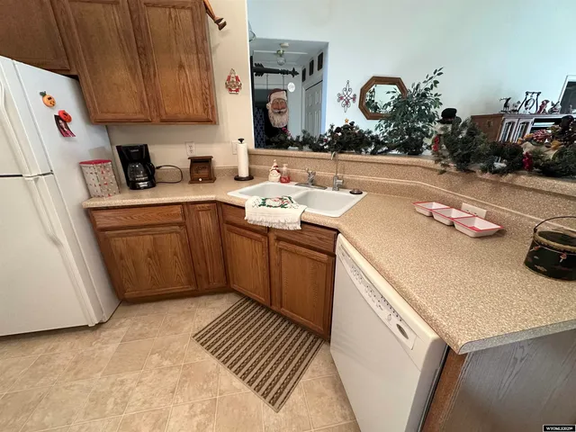 $250,000 | 2308 Crestview Drive, Torrington, WY 82240