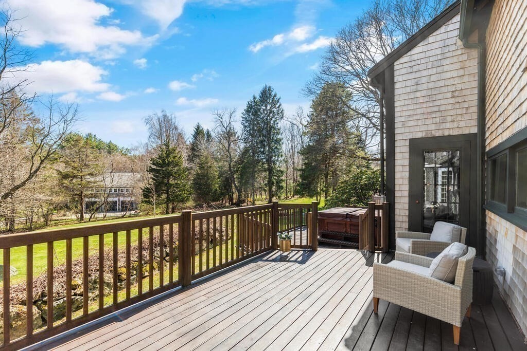 16 Grapevine Road Wenham, MA 01984 - Photo 32 of 41