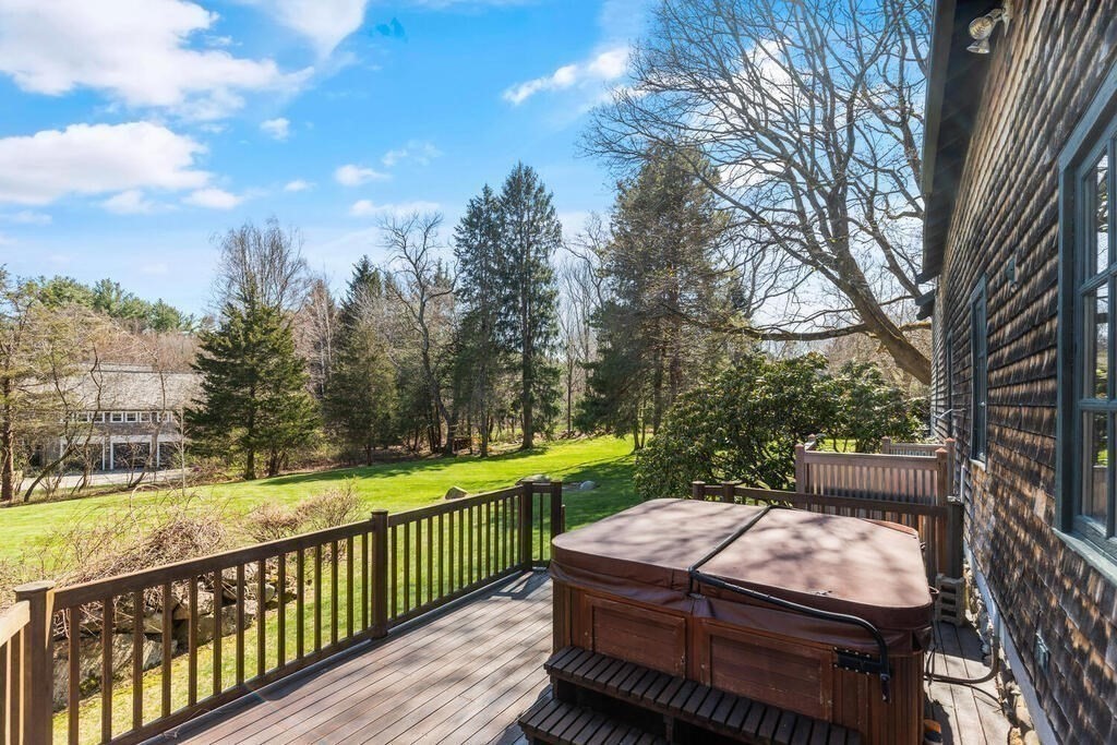 16 Grapevine Road Wenham, MA 01984 - Photo 33 of 41