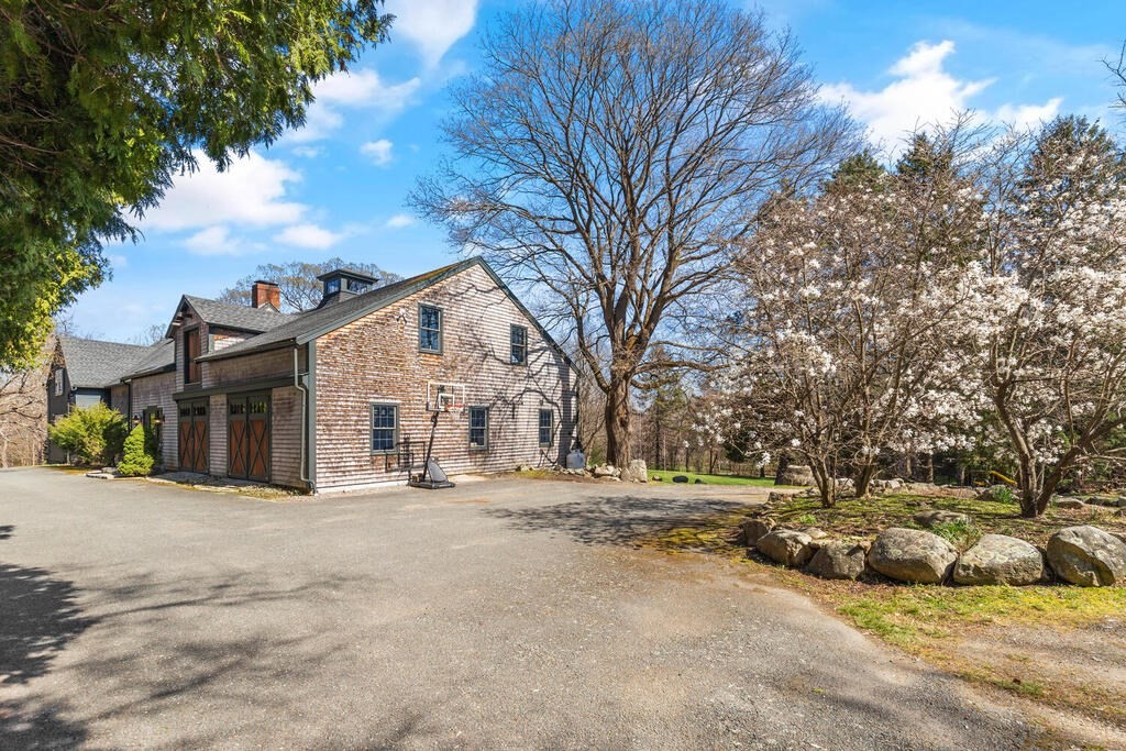 16 Grapevine Road Wenham, MA 01984 - Photo 36 of 41