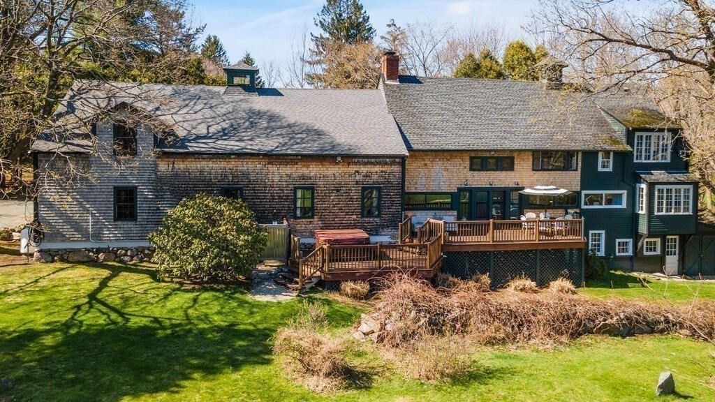 16 Grapevine Road Wenham, MA 01984 - Photo 37 of 41