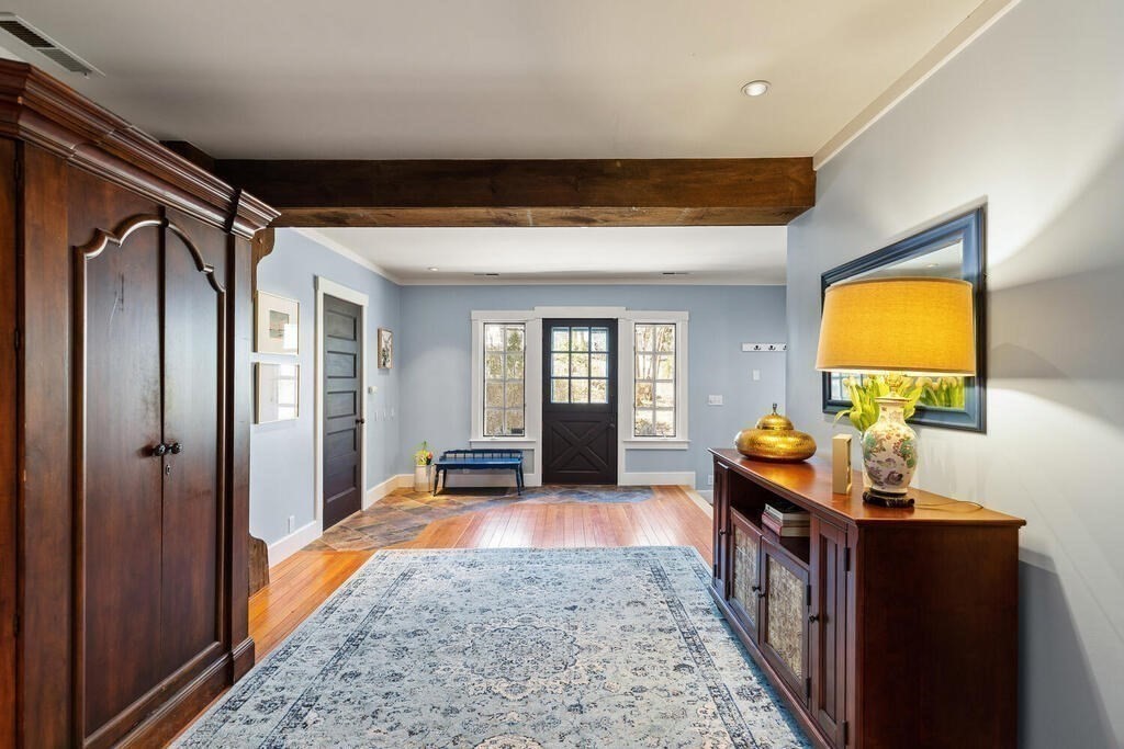 16 Grapevine Road Wenham, MA 01984 - Photo 6 of 41