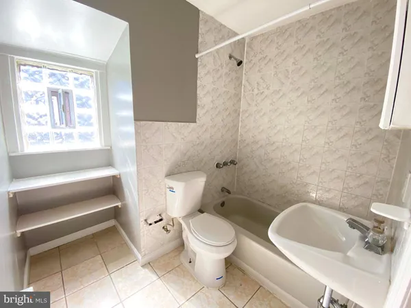 $950 | 408 East Roosevelt Boulevard, Philadelphia, PA 19120