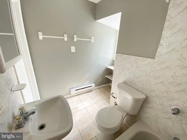 $950 | 408 East Roosevelt Boulevard, Philadelphia, PA 19120