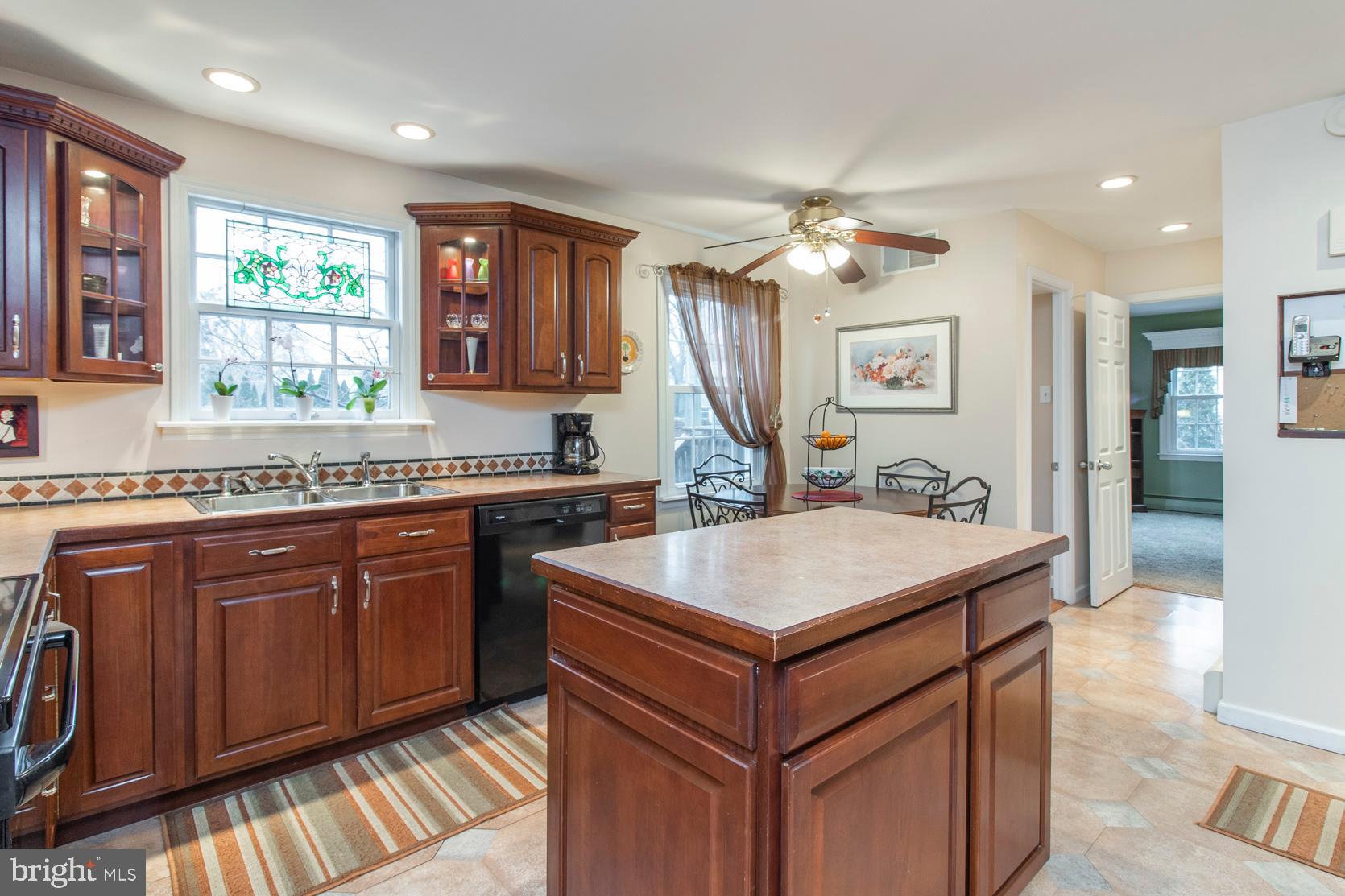 3103 Jolly Road Plymouth Meeting, PA 19462 - Photo 11 of 47