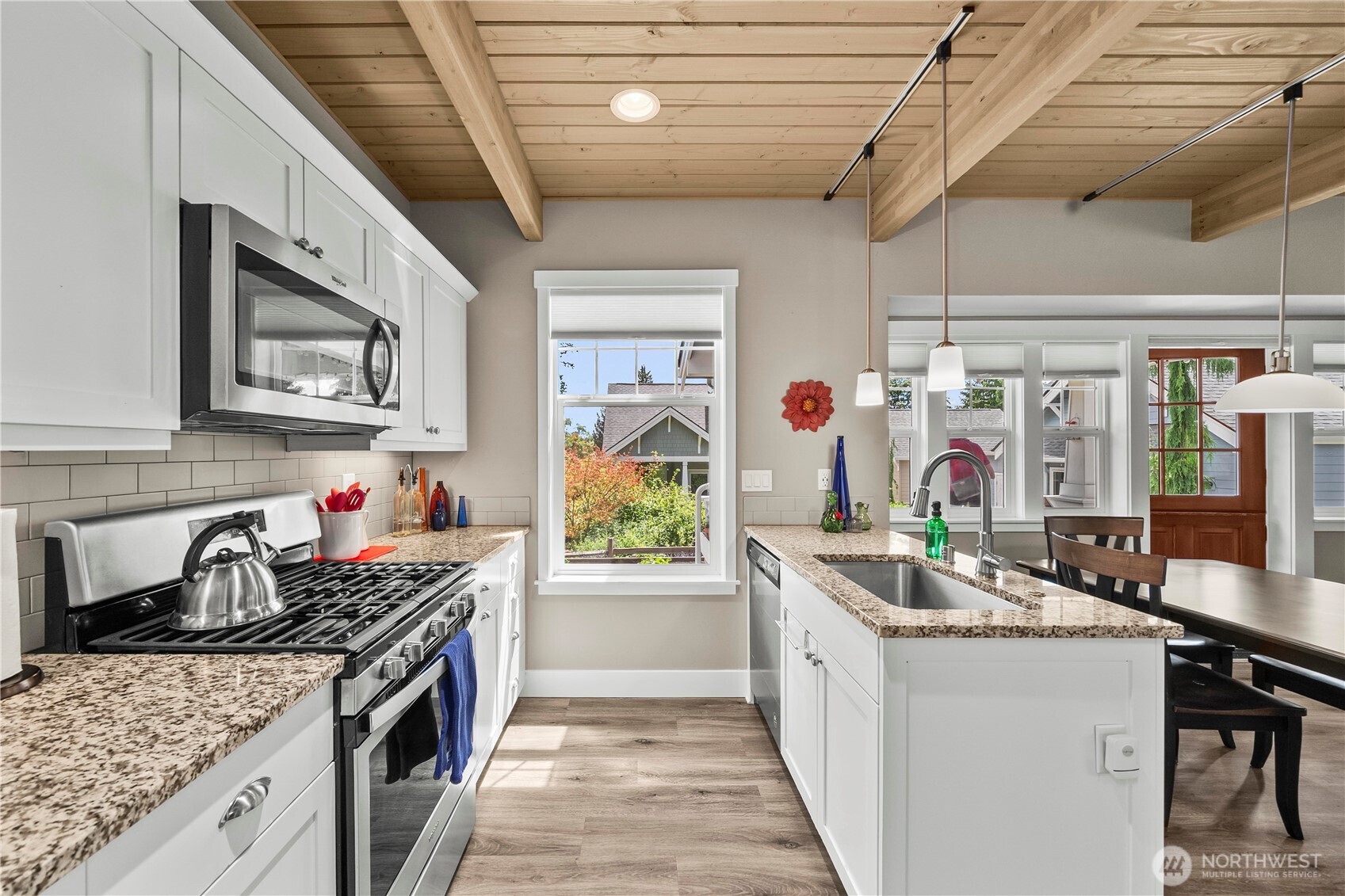 31024 6th Lane Southwest Federal Way, WA 98023 - Photo 14 of 40