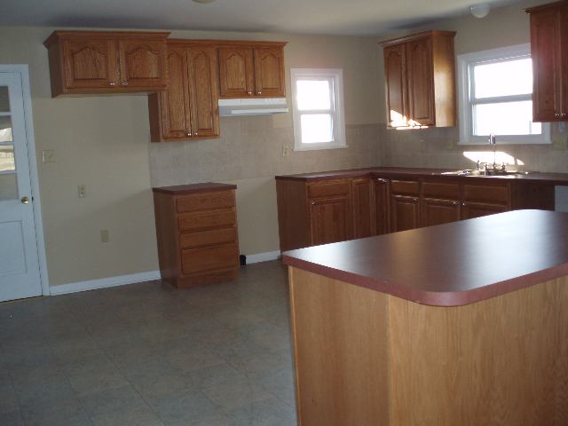 602 Southwest 4th Street Aledo, IL 61231 - Photo 3 of 5 Gallery Image 3
