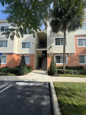 $1,775 | 9849 Baywinds Boulevard, Unit 8204, West Palm Beach, FL 33411