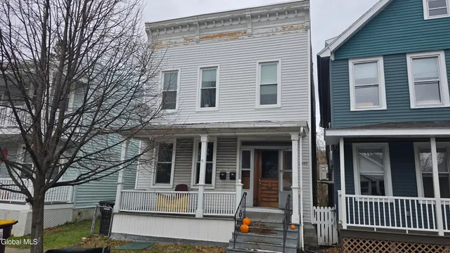 $285,000 | 2340 17th Street, Troy, NY 12180