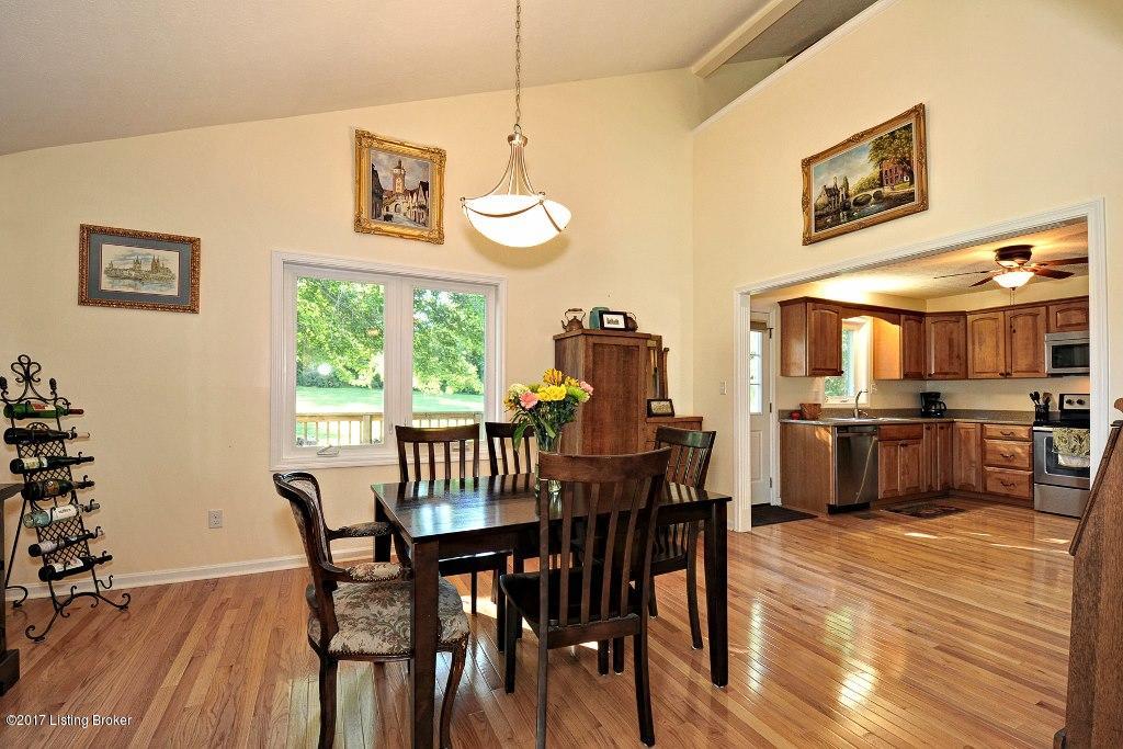 2103 Cardinal Harbour Road Prospect, KY 40059 - Photo 13 of 40 Cardinal Harbor by CWD 013 (1024x683)