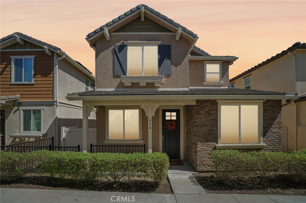 618 South Brampton Avenue Rialto, CA 92376 - Photo 2 of 57