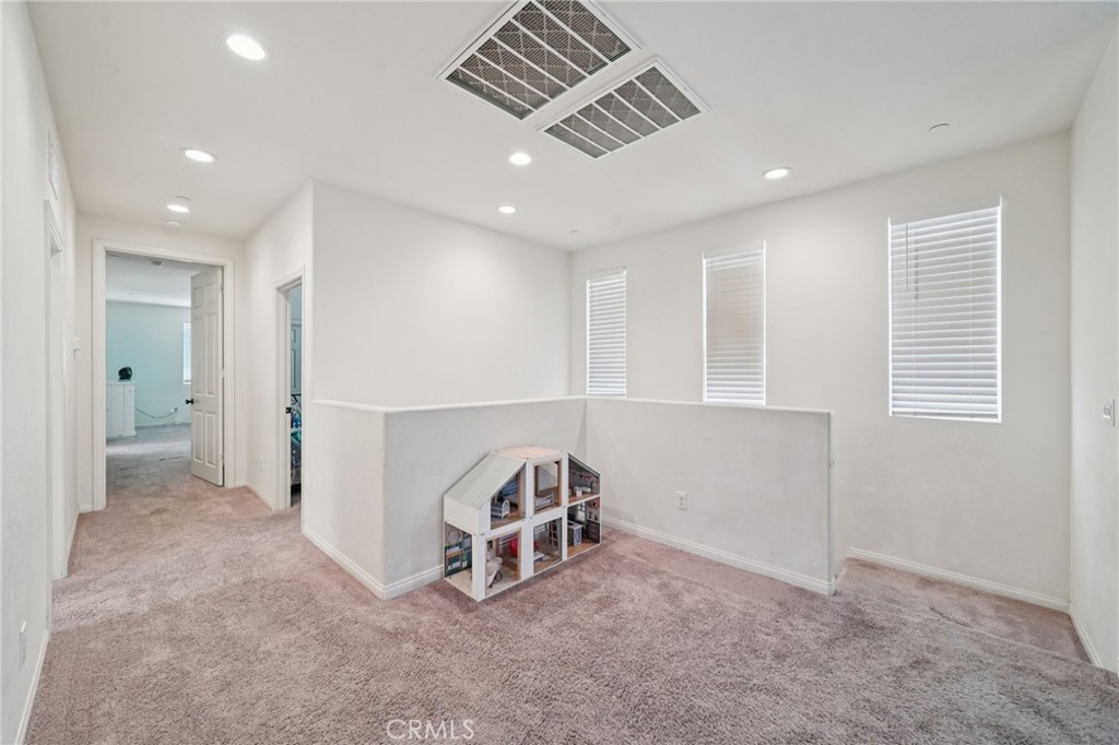 618 South Brampton Avenue Rialto, CA 92376 - Photo 35 of 57