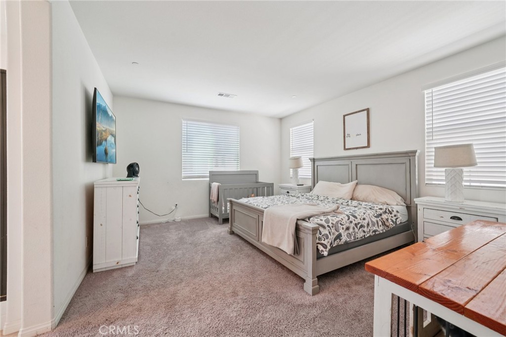 618 South Brampton Avenue Rialto, CA 92376 - Photo 36 of 57