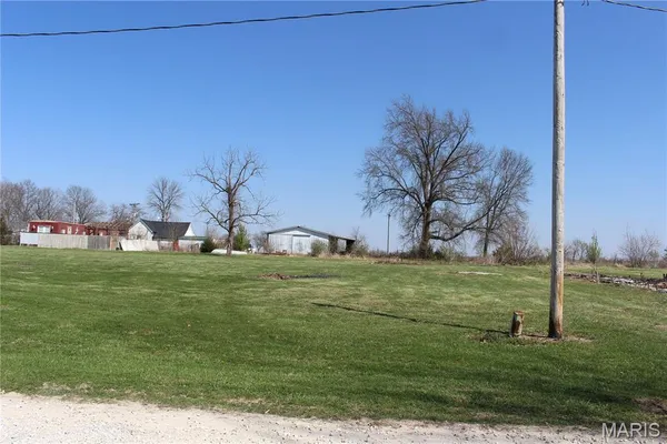$36,500 | 102 South Caroline Avenue, Bellflower, MO 63333