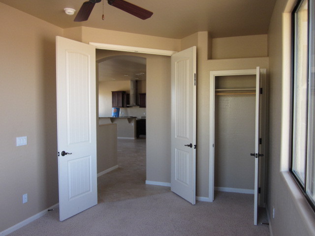 52681 West Huisatch Road Maricopa, AZ 85139 - Photo 8 of 25 Den Closet