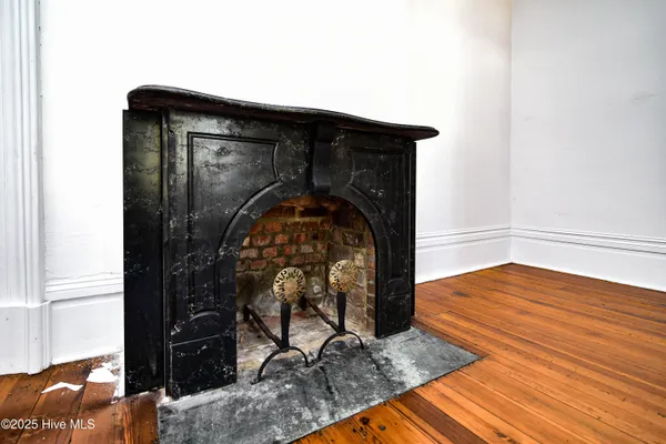 $500,000 | 625 West Main Street, Murfreesboro, NC 27855