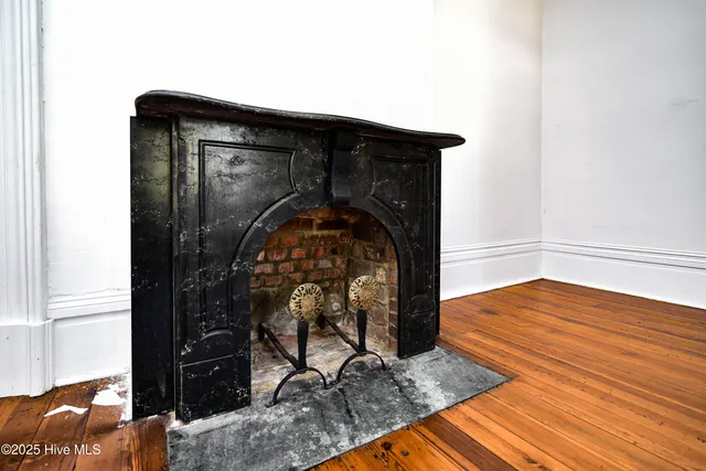 $525,000 | 625 West Main Street, Murfreesboro, NC 27855