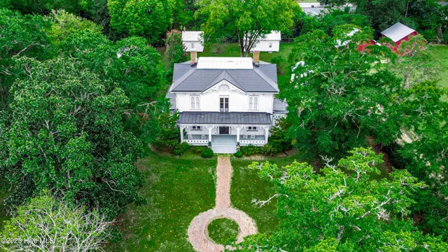 $525,000 | 625 West Main Street, Murfreesboro, NC 27855