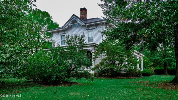 $500,000 | 625 West Main Street, Murfreesboro, NC 27855
