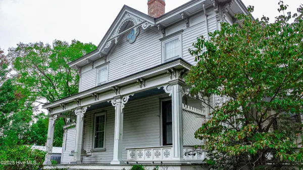 $500,000 | 625 West Main Street, Murfreesboro, NC 27855