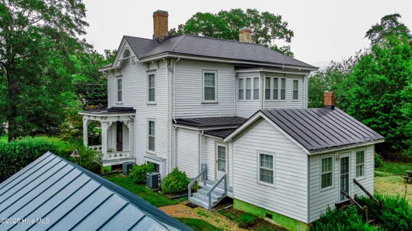$500,000 | 625 West Main Street, Murfreesboro, NC 27855