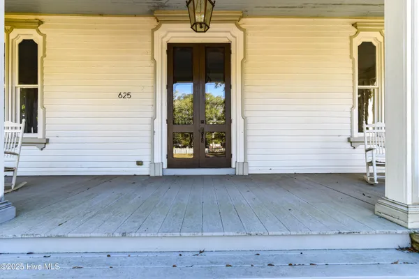 $500,000 | 625 West Main Street, Murfreesboro, NC 27855