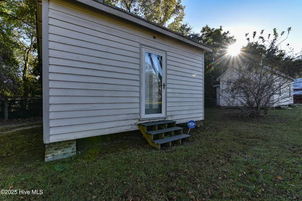 $500,000 | 625 West Main Street, Murfreesboro, NC 27855