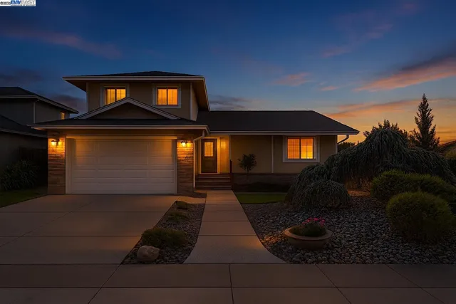 a front view of house with yard