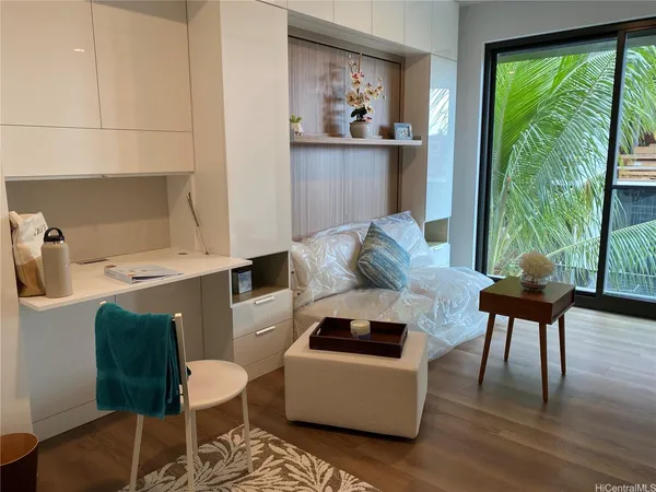 $2,580 | 987 Queen Street, Unit 221, Honolulu, HI 96814