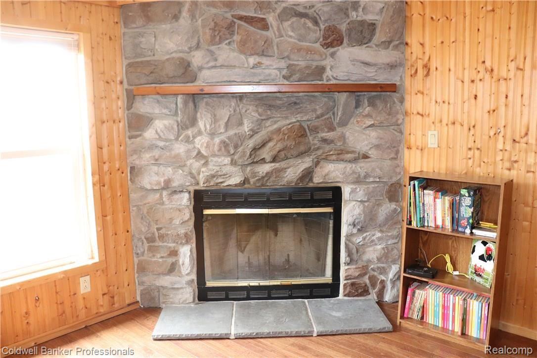 5645 5 Lakes Road North Branch, MI 48461 - Photo 14 of 38 IMG_0165.JPG