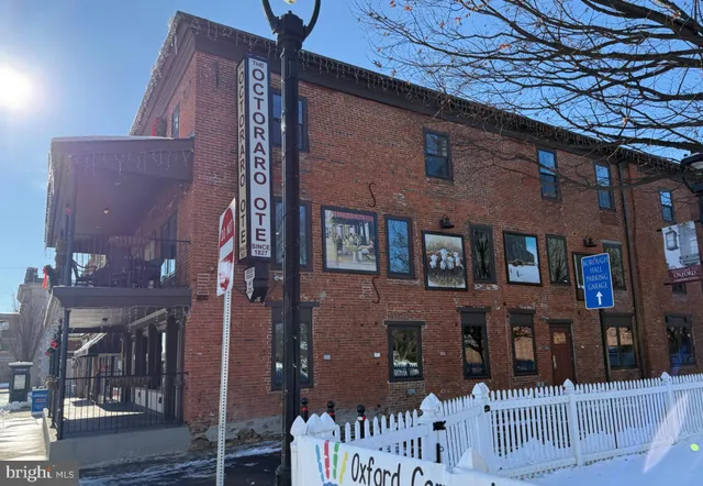 $1,700 | 2 South 3rd Street, Unit 1, Oxford, PA 19363