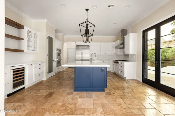 $2,250,000 | 912 Blackbourne Point, Oak Park, CA 91377