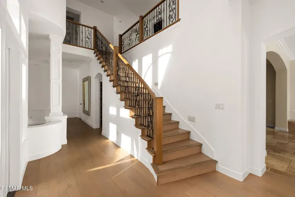 $2,250,000 | 912 Blackbourne Point, Oak Park, CA 91377