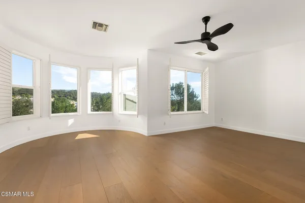 $2,250,000 | 912 Blackbourne Point, Oak Park, CA 91377